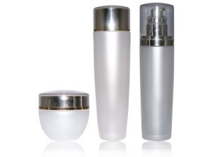 Овална стъклена бутилка